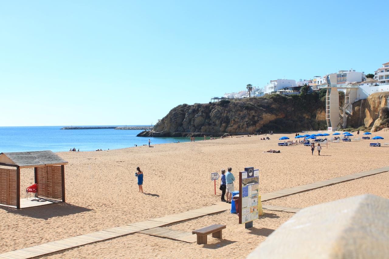 Apartamentos Colina Do Mar Downtown อัลบูเฟรา ภายนอก รูปภาพ