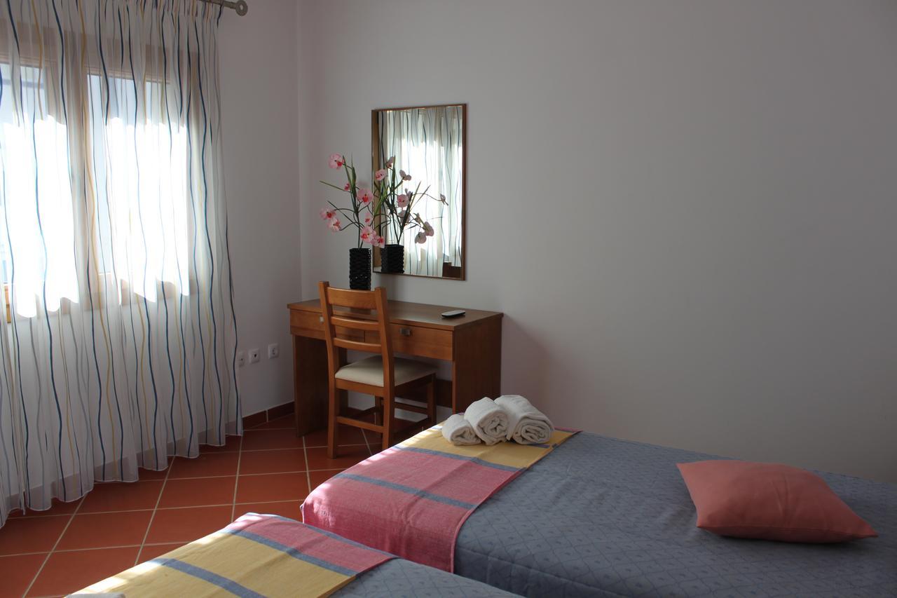 Apartamentos Colina Do Mar Downtown อัลบูเฟรา ภายนอก รูปภาพ